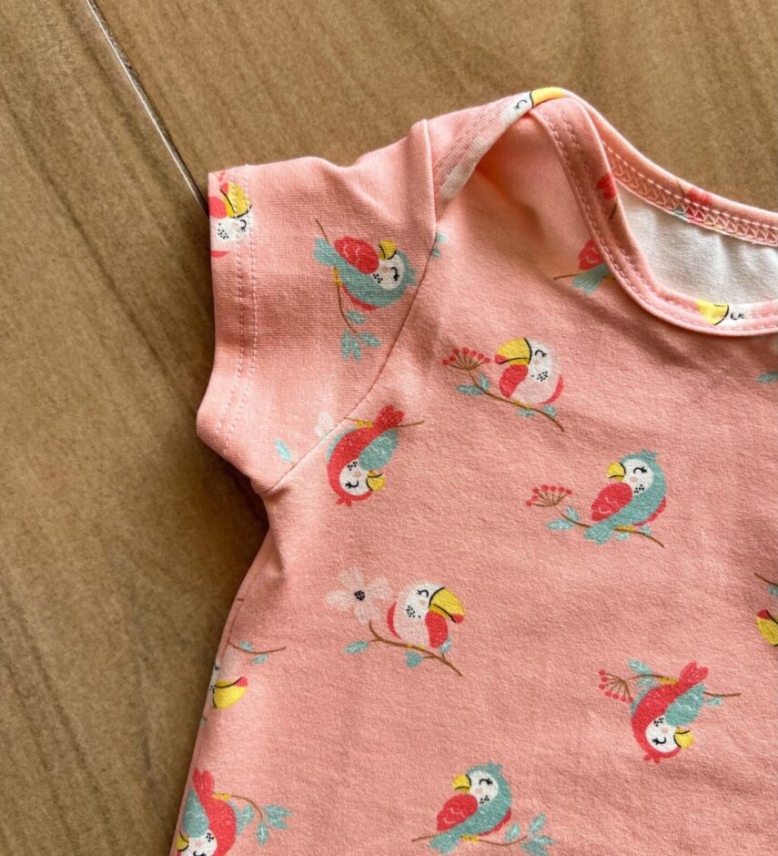 fernandaramoskids com br Body Infantil Feminino Manga Curta Estampa Tucano 1