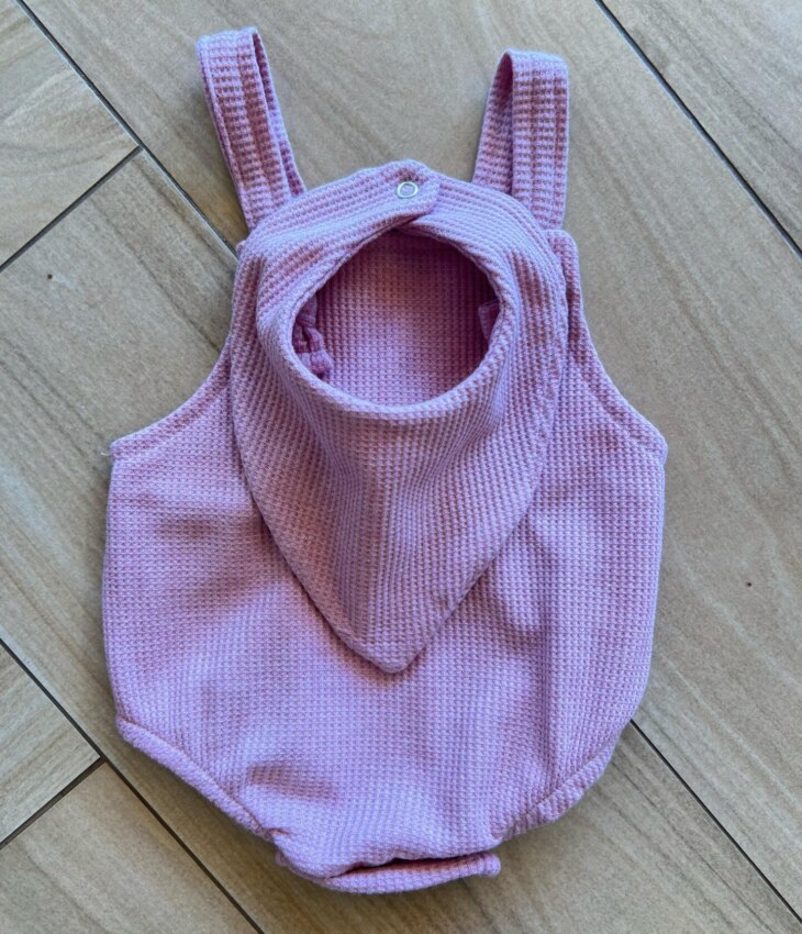 Body Infantil Feminino Romper e Babador em Favo Rose Fernanda ramos kids