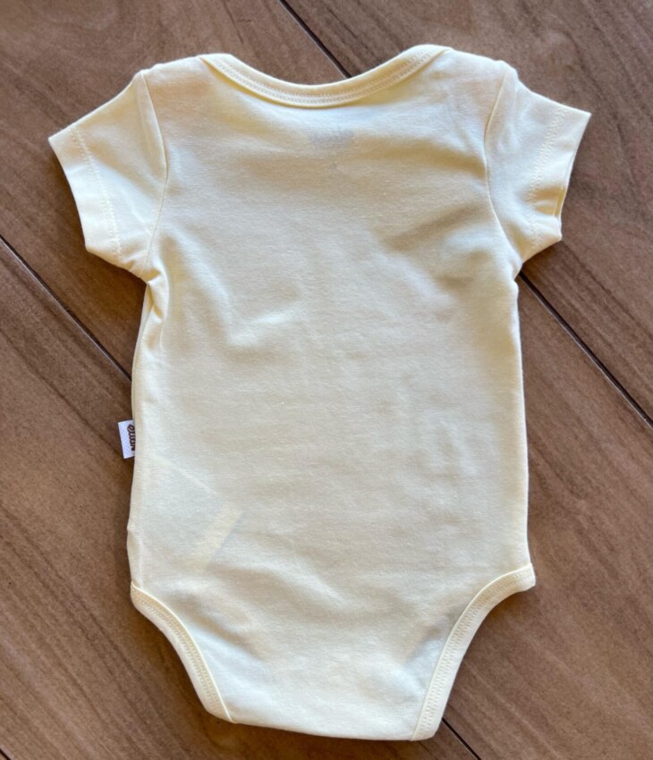 Body Infantil Unissex Básico Manga Curta Amarelo Fernanda Ramos Kids