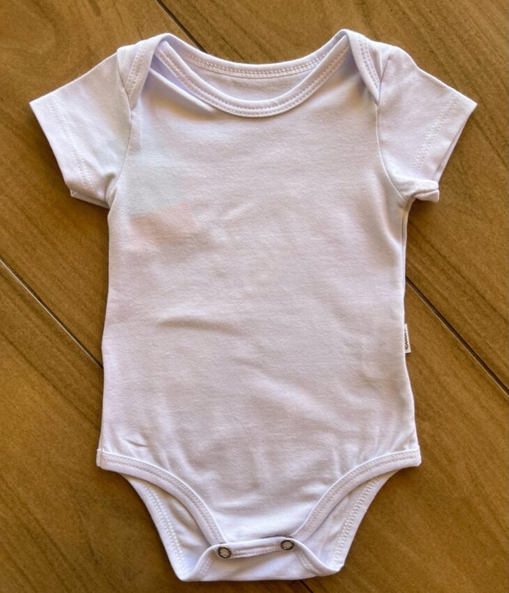 Body Infantil Unissex Básico Manga Curta Branco Fernanda Ramos Kids