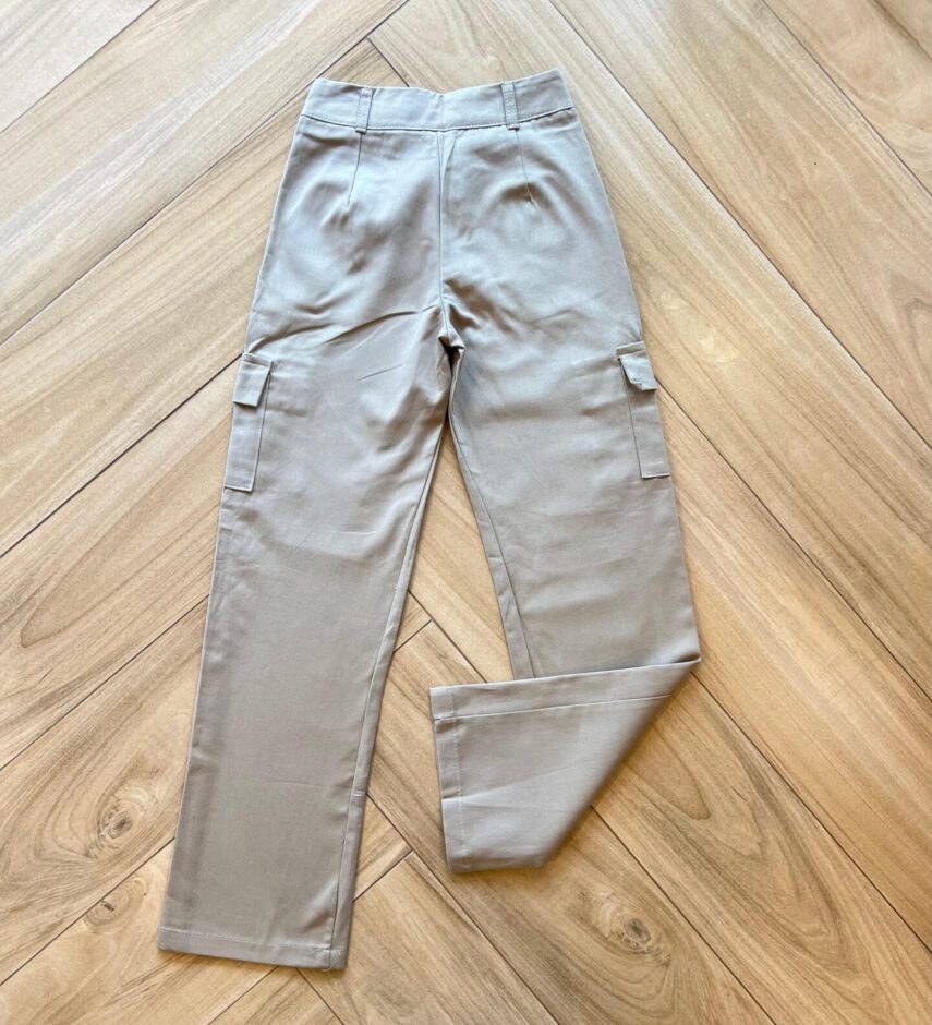 fernandaramoskids com br Calça Feminina Infantil em Sarja Cargo Caqui2