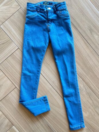 Calça Feminina Jeans Lavagem Clara com Detalhe Skinny Fernanda Ramos Kids