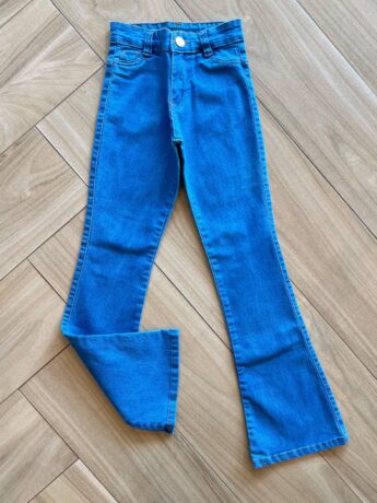Calça Feminina Jeans Lavagem Clara Flare Fernanda Ramos Kids