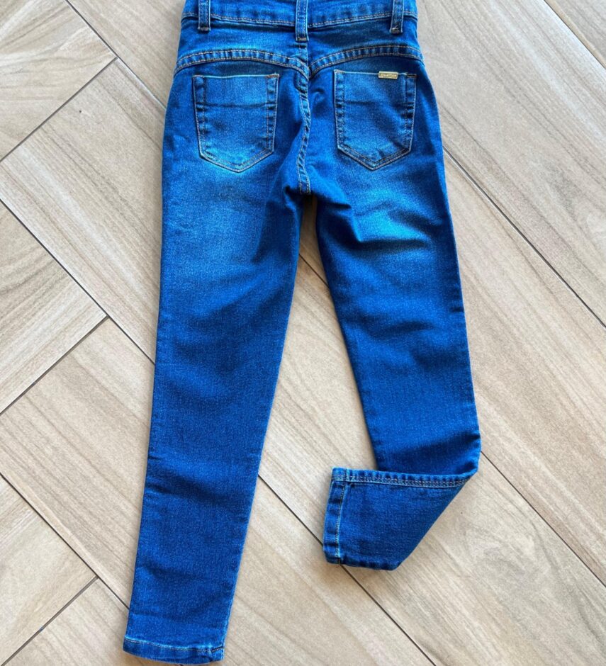 fernandaramoskids com br Calça Feminina Jeans Lavagem Media com Apliques2