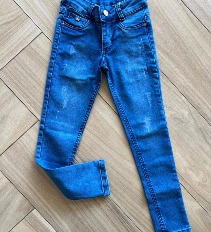 Calça Feminina Jeans Lavagem Media com Detalhe Destroyed Fernanda Ramos Kids