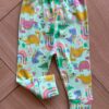 Calça Infantil Feminina em Suedine Estampa Dinossauros Verde Fernanda Ramos Kids