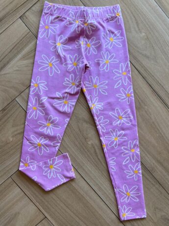 Calça Legging Infantil Feminina Básica Estampa Margaridas Lilás Fernanda Ramos Kids