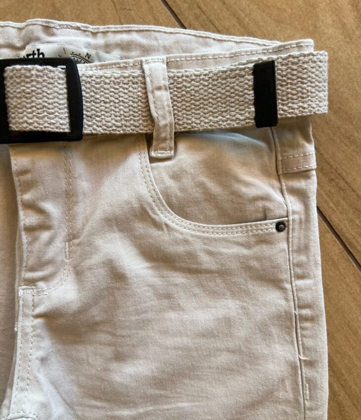 fernandaramoskids com br Calça Masculina Infantil Sarja Essencial Color com Cinto Bege1