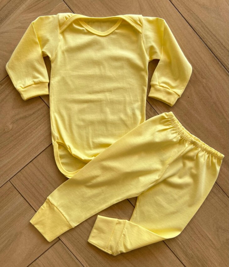 fernandaramoskids com br Calça Mijão Unissex Infantil Amarela1