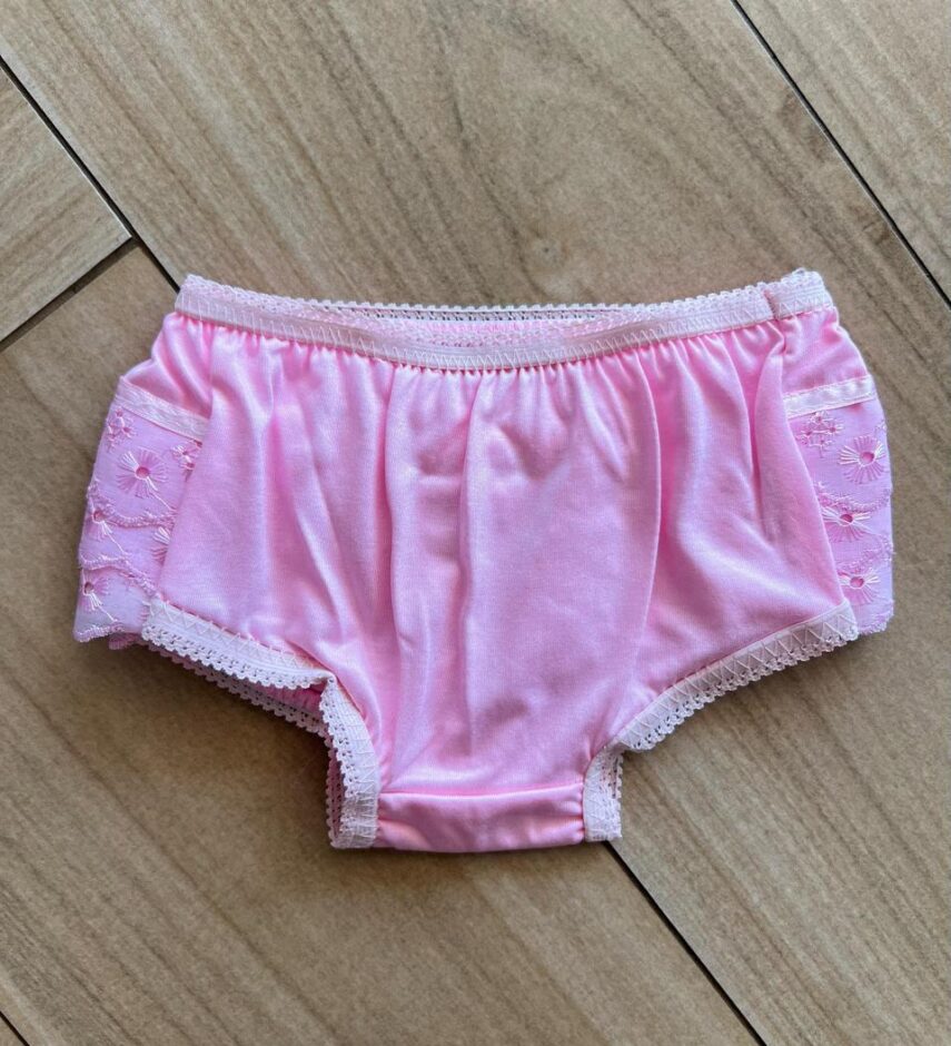 Calcinha Infantil Feminina Detalhe em Laise e Laço Rosa Fernanda Ramos Kids