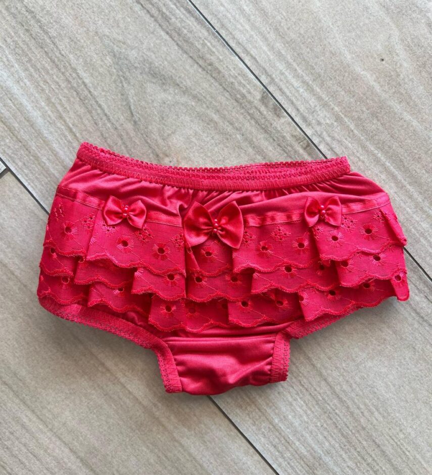 fernandaramoskids com br Calcinha Infantil Feminina Detalhe em Laise Vermelha2