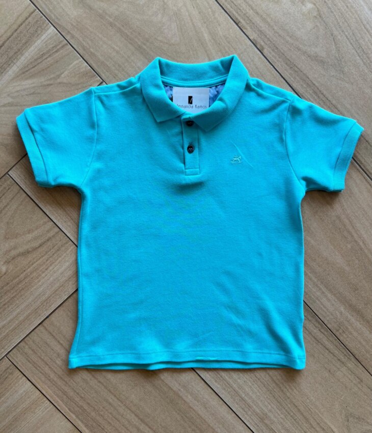 Camisa Infantil Masculina Polo Manga Curta em Suedine Azul Piscina Fernanda Ramos Kids
