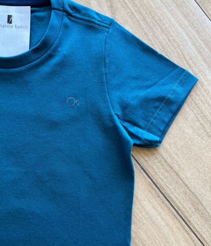 fernandaramoskids com br Camiseta Infantil Masculina Essencial Verde Musgo1