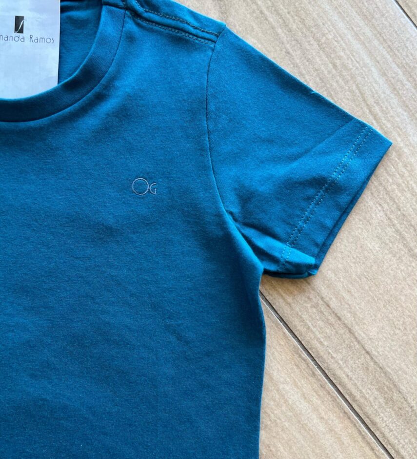 fernandaramoskids com br Camiseta Infantil Masculina Essencial Verde Musgo1