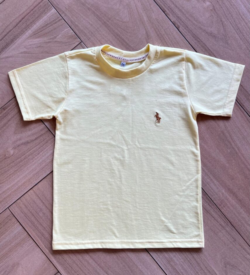 Camiseta Infantil Masculina Manga Curta Básica Amarela Fernanda Ramos Kids