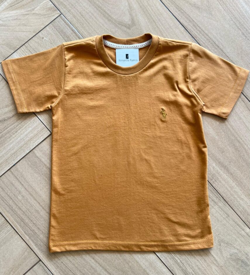 Camiseta Infantil Masculina Manga Curta Básica Caramelo Fernanda Ramos Kids