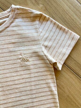 fernandaramoskids com br Camiseta Infantil Masculina Manga Curta Listrada Bege1