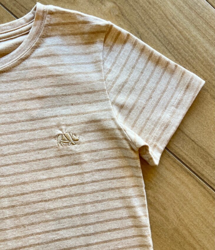 fernandaramoskids com br Camiseta Infantil Masculina Manga Curta Listrada Bege1