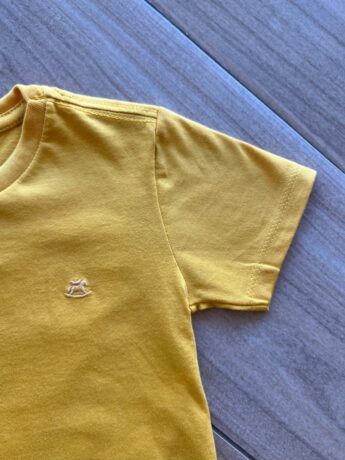 fernandaramoskids com br Camiseta Infantil Masculina Manga Curta Meia Malha Mostarda1