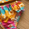 fernandaramoskids com br Conjunto Infantil Feminino Biquíni Cropped e Calcinha Flor 1