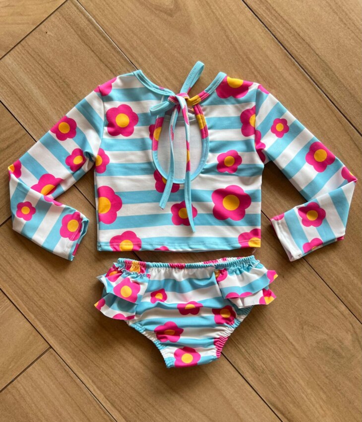 fernandaramoskids com br Conjunto Infantil Feminino Biquíni Cropped e Calcinha Flor Rosa 3