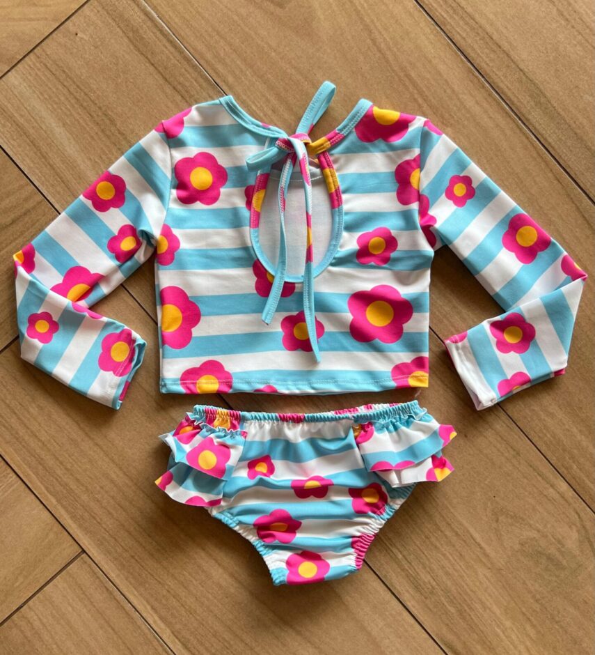 fernandaramoskids com br Conjunto Infantil Feminino Biquíni Cropped e Calcinha Flor Rosa 3