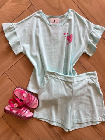 Conjunto Infantil Feminino Blusa All You Need is Love e Short Fernanda Ramos Kids