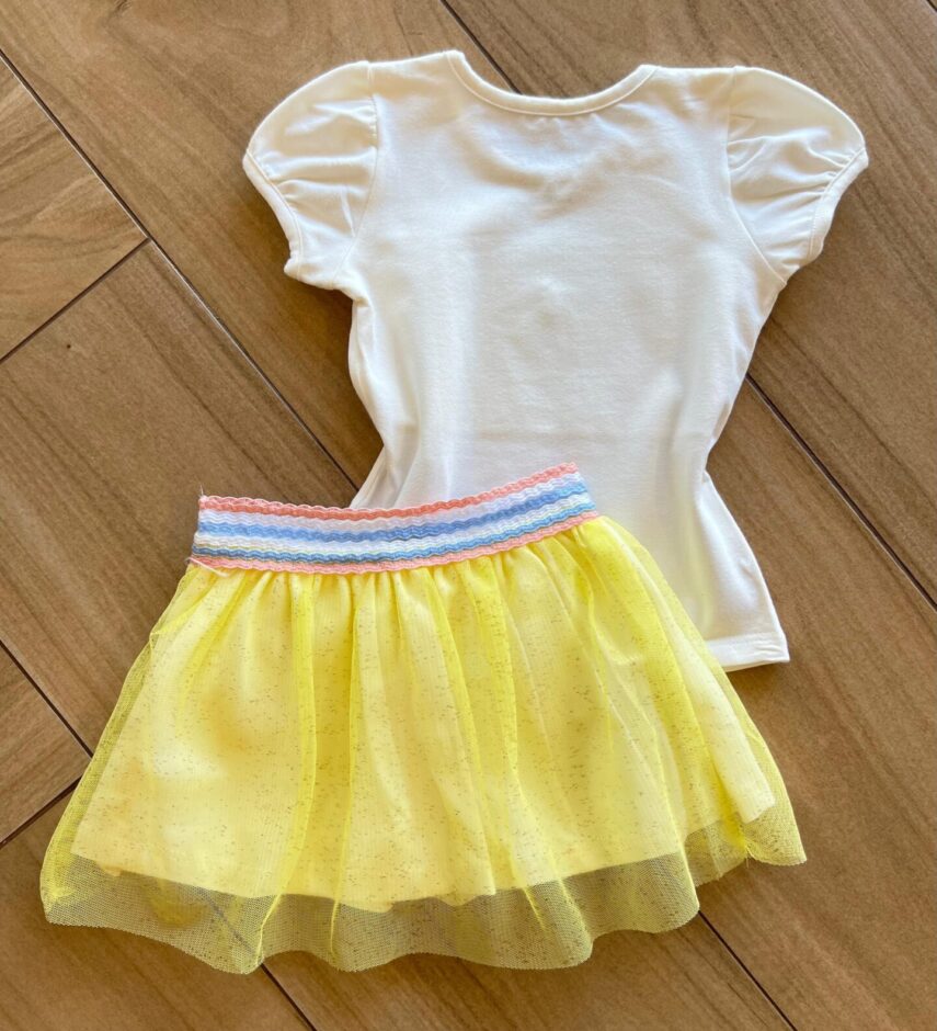 fernandaramoskids com br Conjunto Infantil Feminino Blusa Believe in Yourself e Short Saia Amarelo2