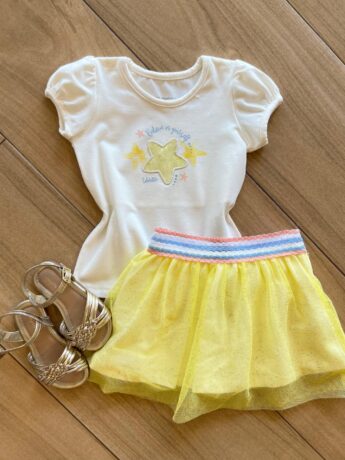 Conjunto Infantil Feminino Blusa Believe in Yourself e Short Saia Amarelo Fernanda Ramos Kids