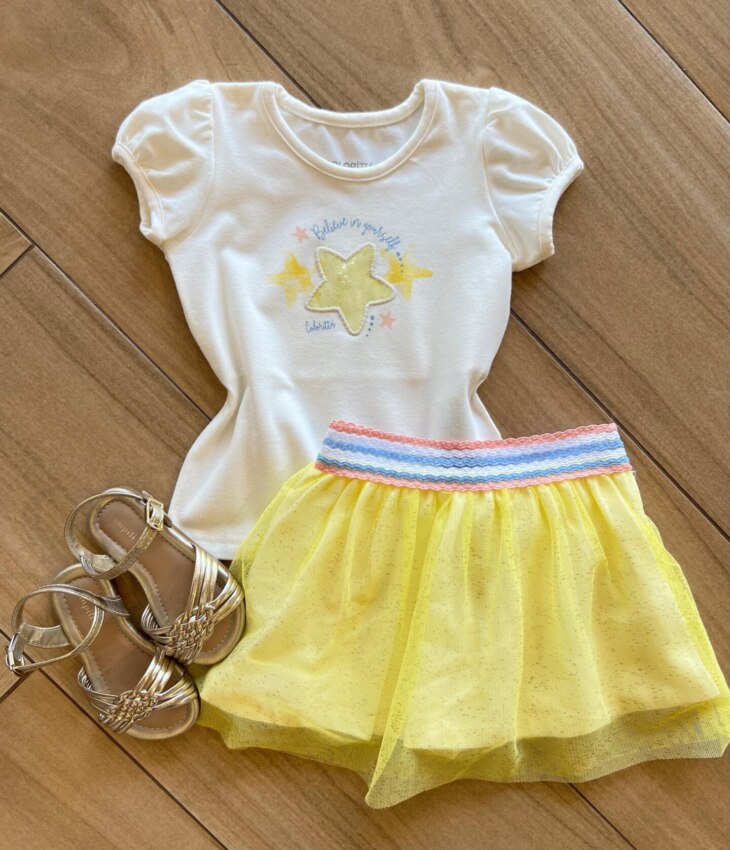 Conjunto Infantil Feminino Blusa Believe in Yourself e Short Saia Amarelo Fernanda Ramos Kids