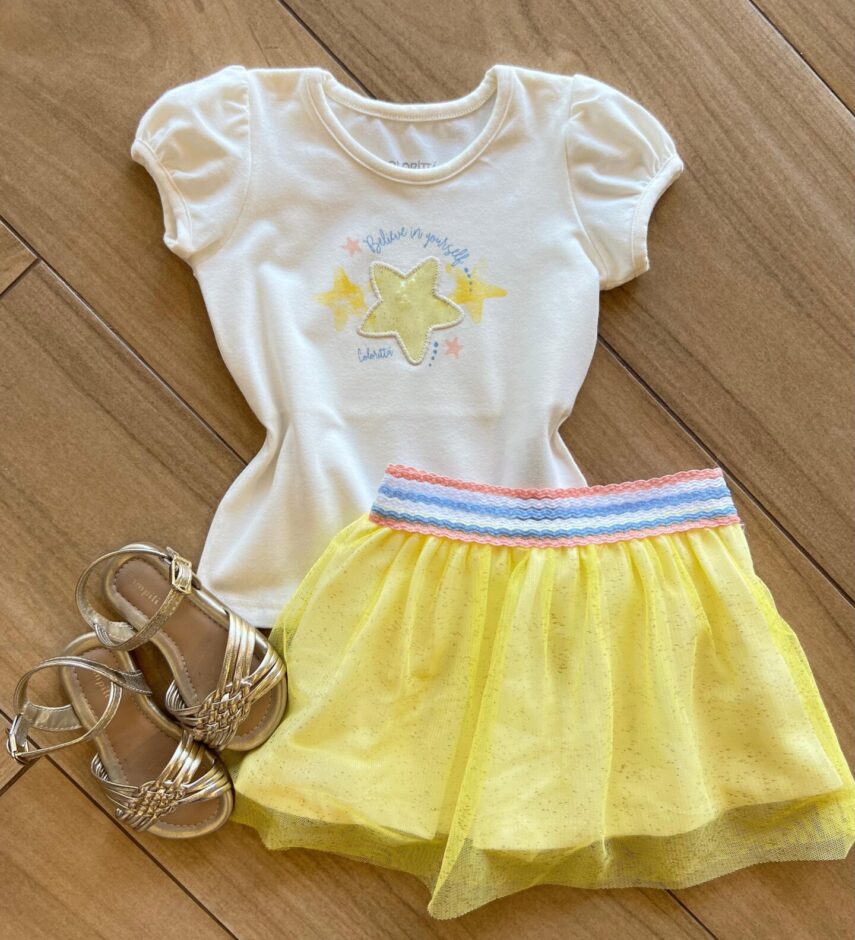 Conjunto Infantil Feminino Blusa Believe in Yourself e Short Saia Amarelo Fernanda Ramos Kids