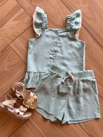 Conjunto Infantil Feminino Blusa com Botões e Short Verde Fernanda Ramos Kids