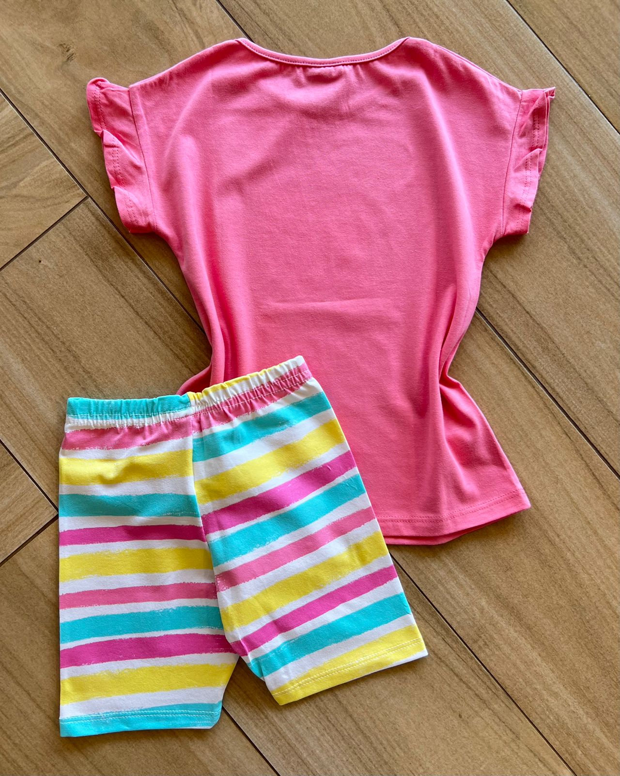 fernandaramoskids com br Conjunto Infantil Feminino Blusa Coração Short Listras Coloridas 2