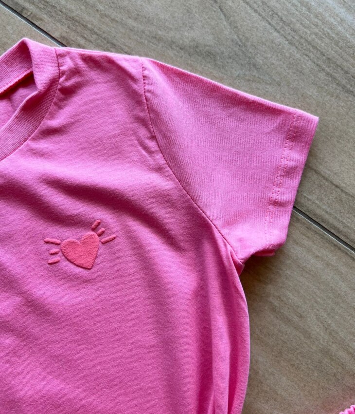 fernandaramoskids com br Conjunto Infantil Feminino Blusa Coração Short Rosa 1