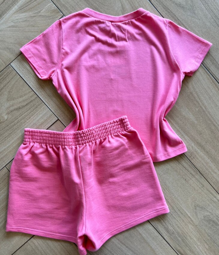 fernandaramoskids com br Conjunto Infantil Feminino Blusa Coração Short Rosa 2