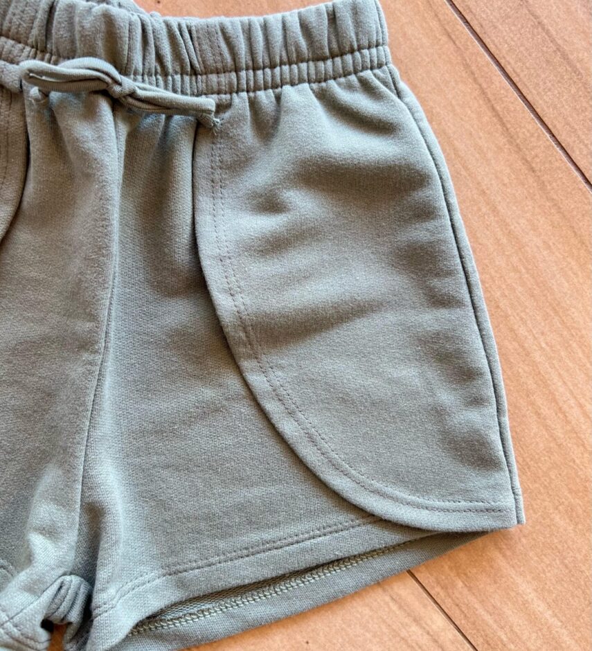 fernandaramoskids com br Conjunto Infantil Feminino Blusa Cropped You e Short Verde1