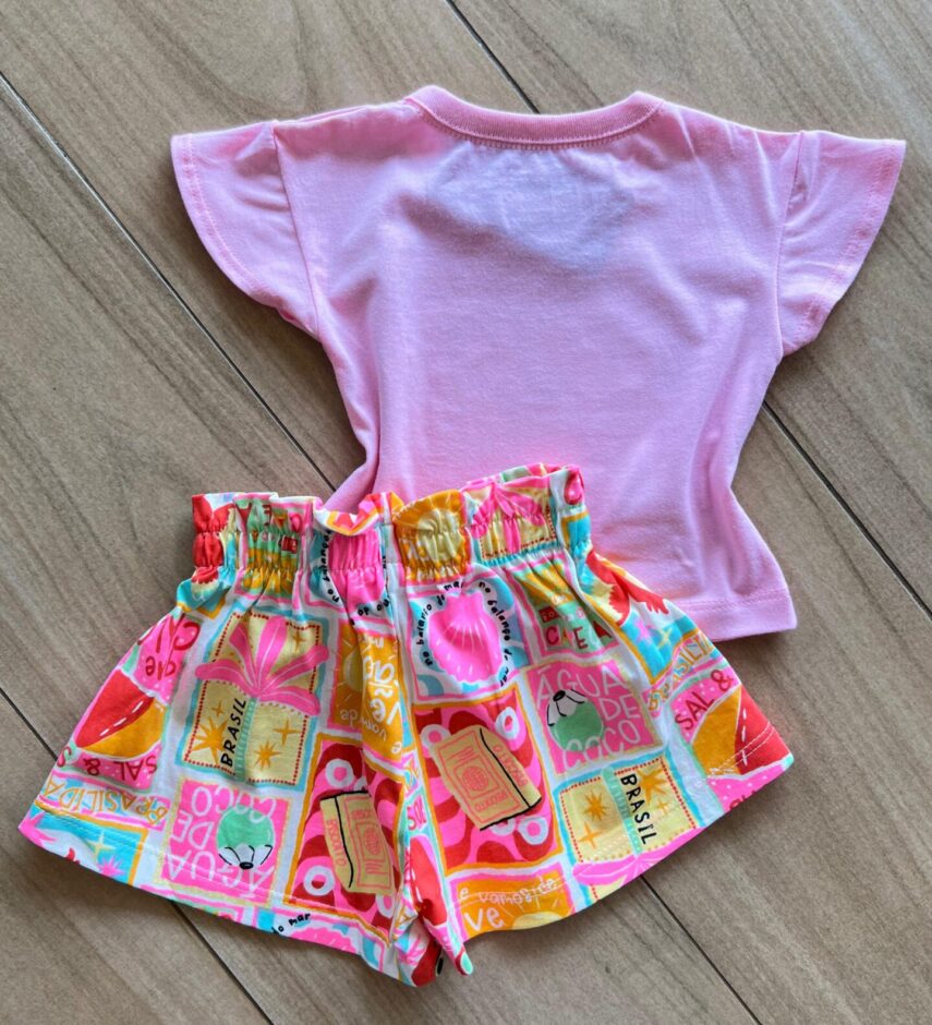 fernandaramoskids com br Conjunto Infantil Feminino Blusa e Short Que Calor Estampado3