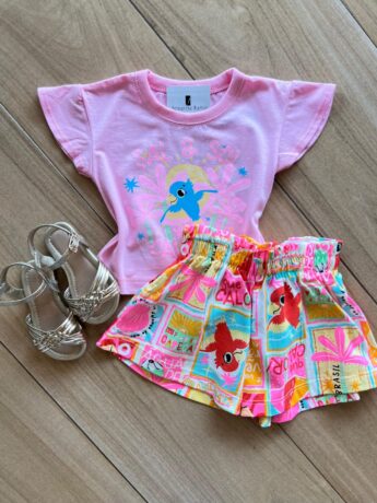 Conjunto Infantil Feminino Blusa e Short Que Calor Estampado Fernanda Ramos Kids