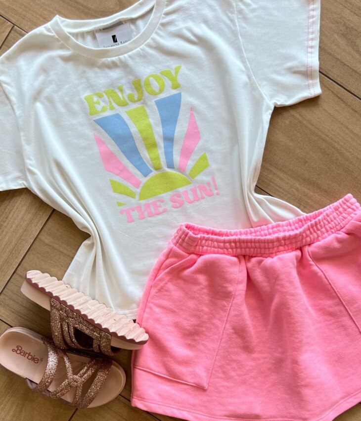 fernandaramoskids com br Conjunto Infantil Feminino Blusa Enjoy The Sun e Short Saia Pink1
