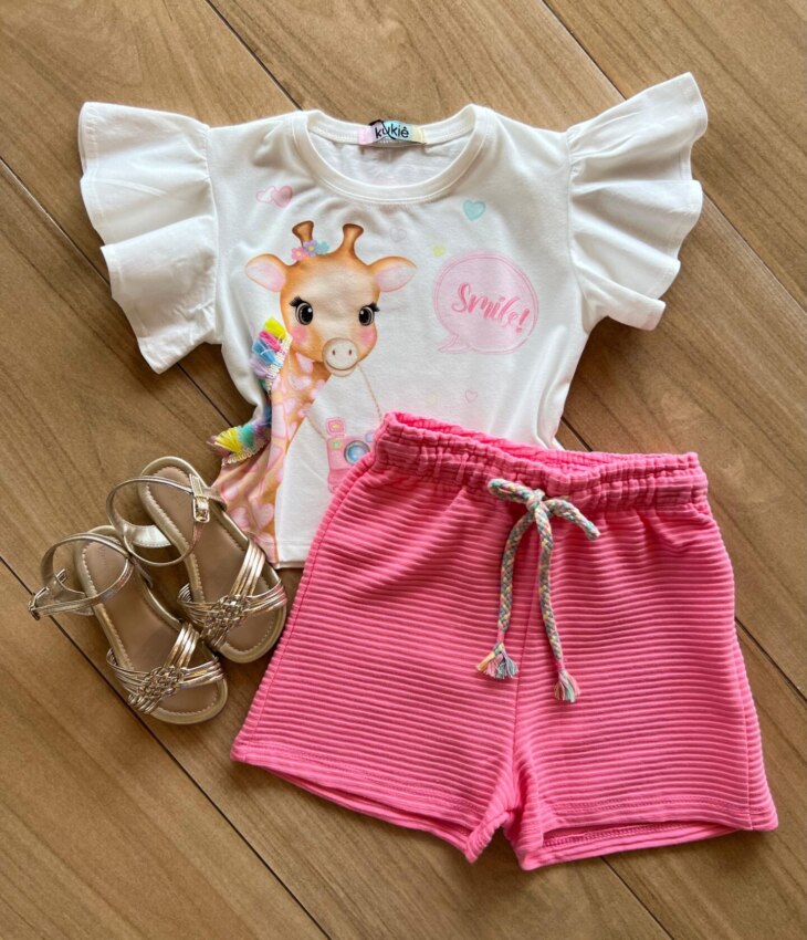 Conjunto Infantil Feminino Blusa Girafa e Short Fernanda Ramos Kids