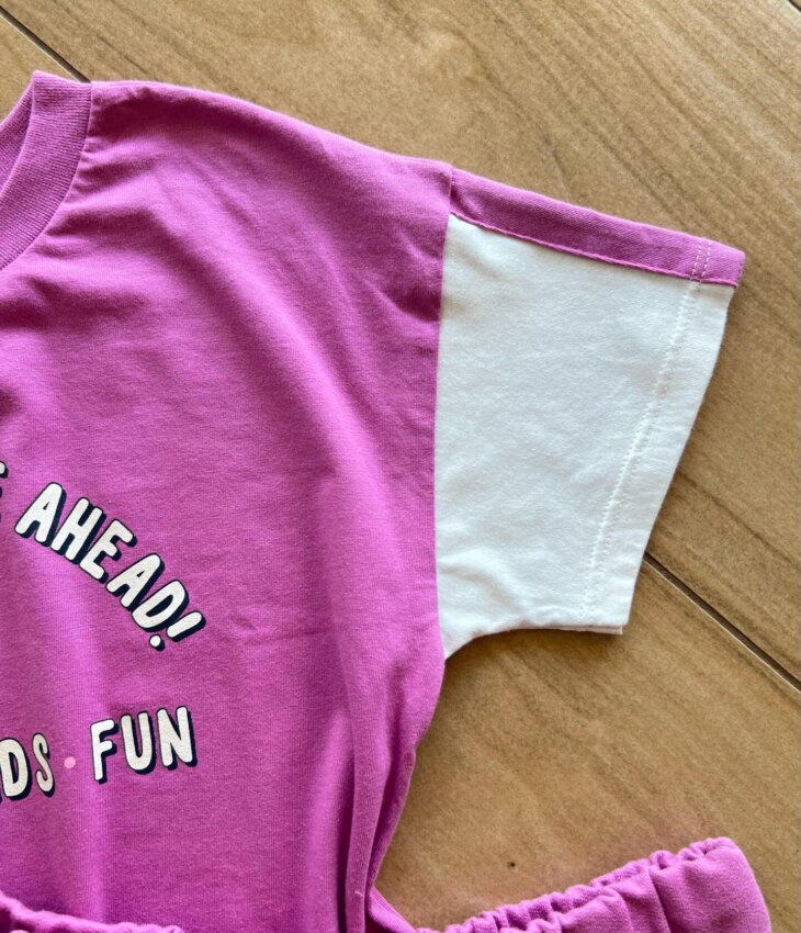 fernandaramoskids com br Conjunto Infantil Feminino Blusa Good Things e Short Lilás1