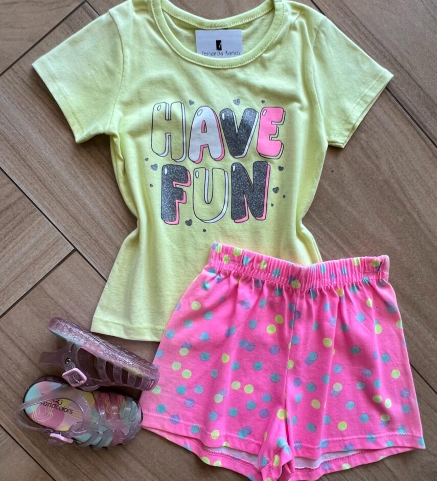 Conjunto Infantil Feminino Blusa Have Fun e Short Pink com Bolinha Fernanda Ramos Kids
