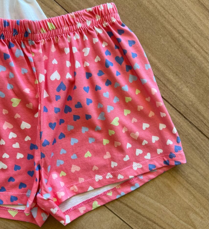 fernandaramoskids com br Conjunto Infantil Feminino Blusa Love Girls e Short Rosa com Corações1