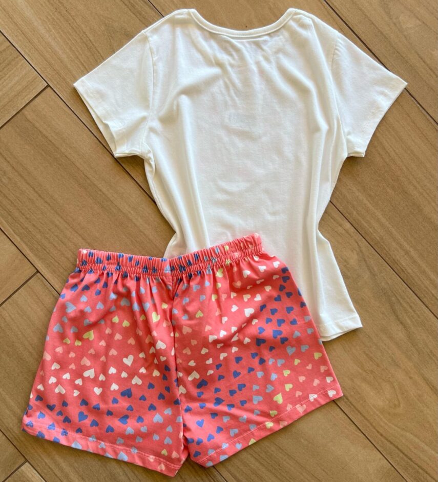 fernandaramoskids com br Conjunto Infantil Feminino Blusa Love Girls e Short Rosa com Corações2