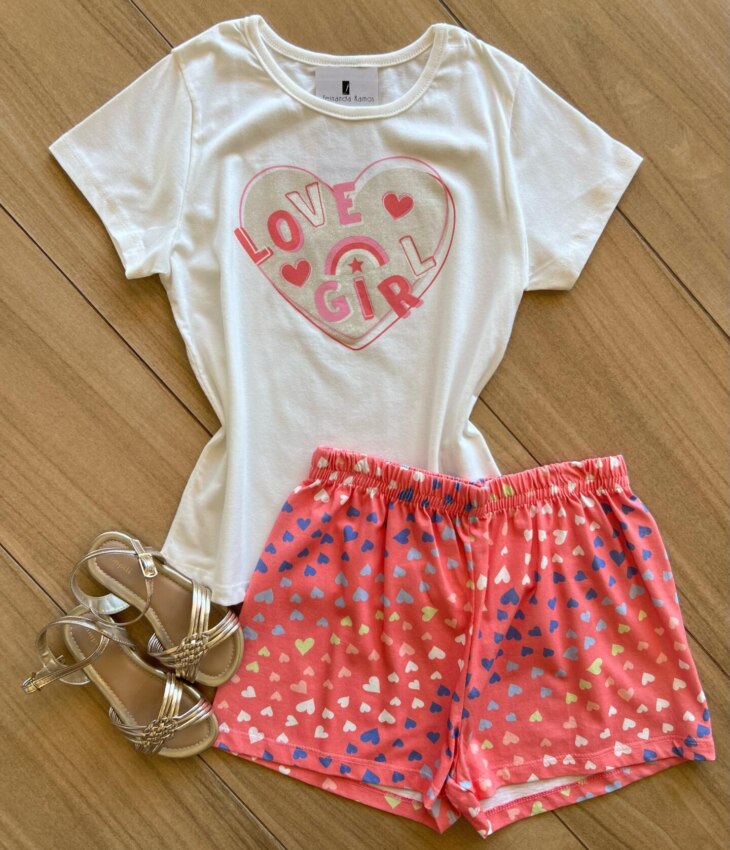 Conjunto Infantil Feminino Blusa Love Girls e Short Rosa com Corações Fernanda Ramos Kids