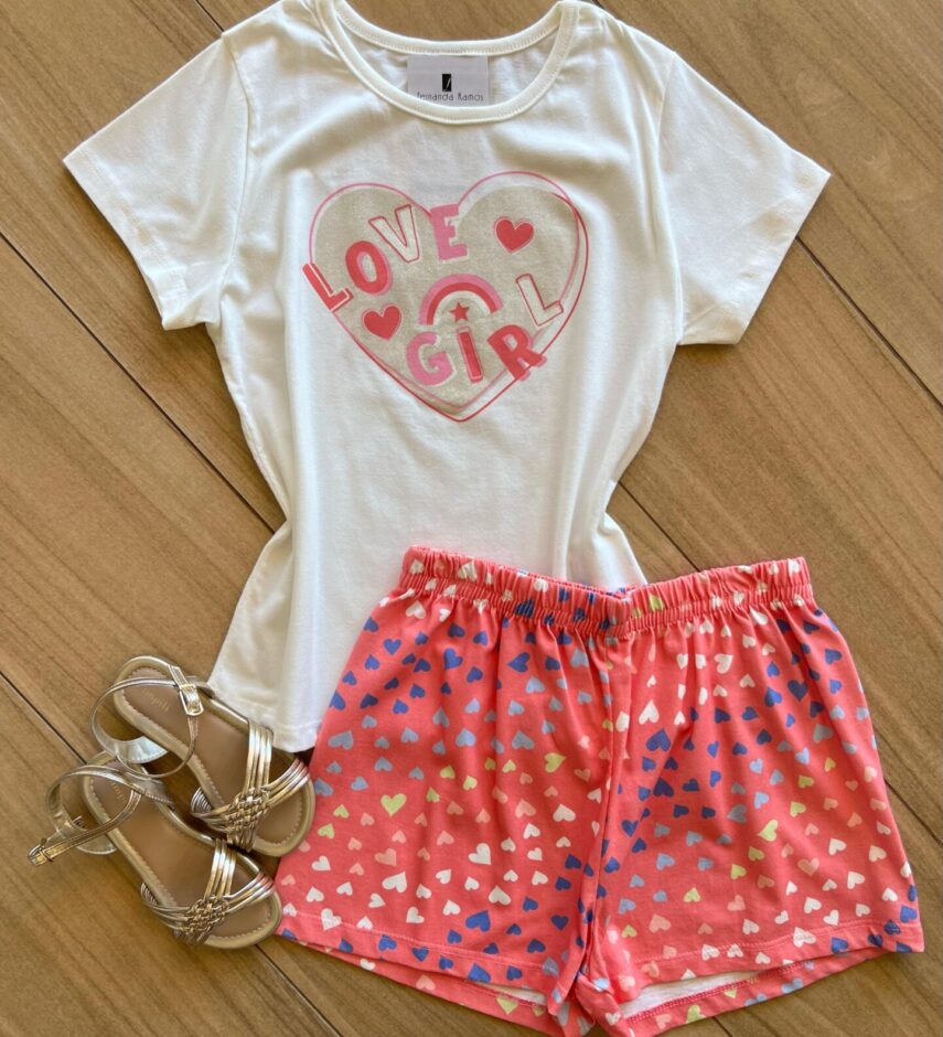 Conjunto Infantil Feminino Blusa Love Girls e Short Rosa com Corações Fernanda Ramos Kids