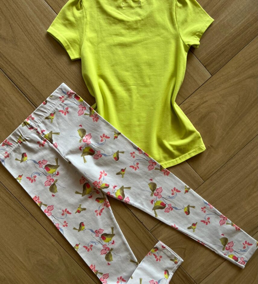 Conjunto Infantil Feminino Blusa Manga Curta Verde e Legging Estampada Fernanda Ramos Kids