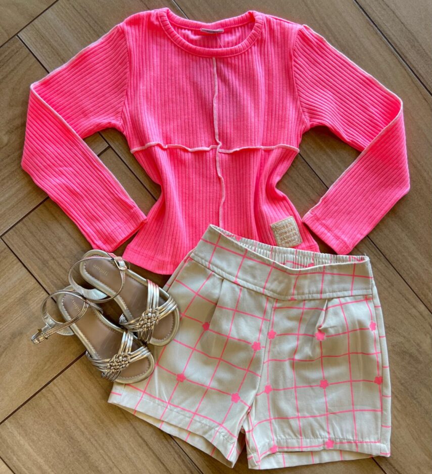 Conjunto Infantil Feminino Blusa Manga Longa e Short Bege Fernanda Ramos Kids