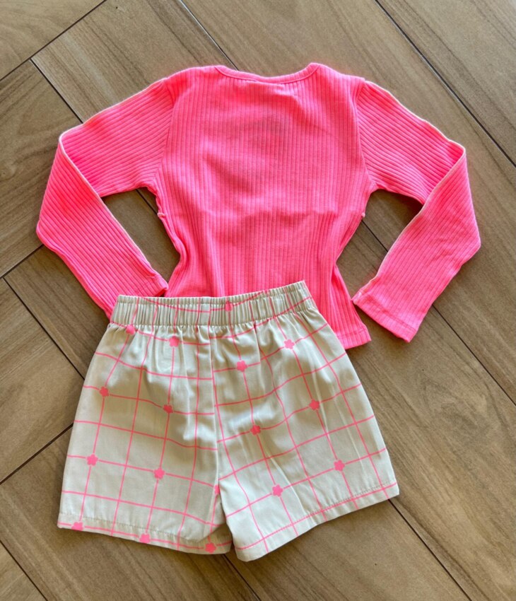 fernandaramoskids com br Conjunto Infantil Feminino Blusa Manga Longa e Short Bege 2