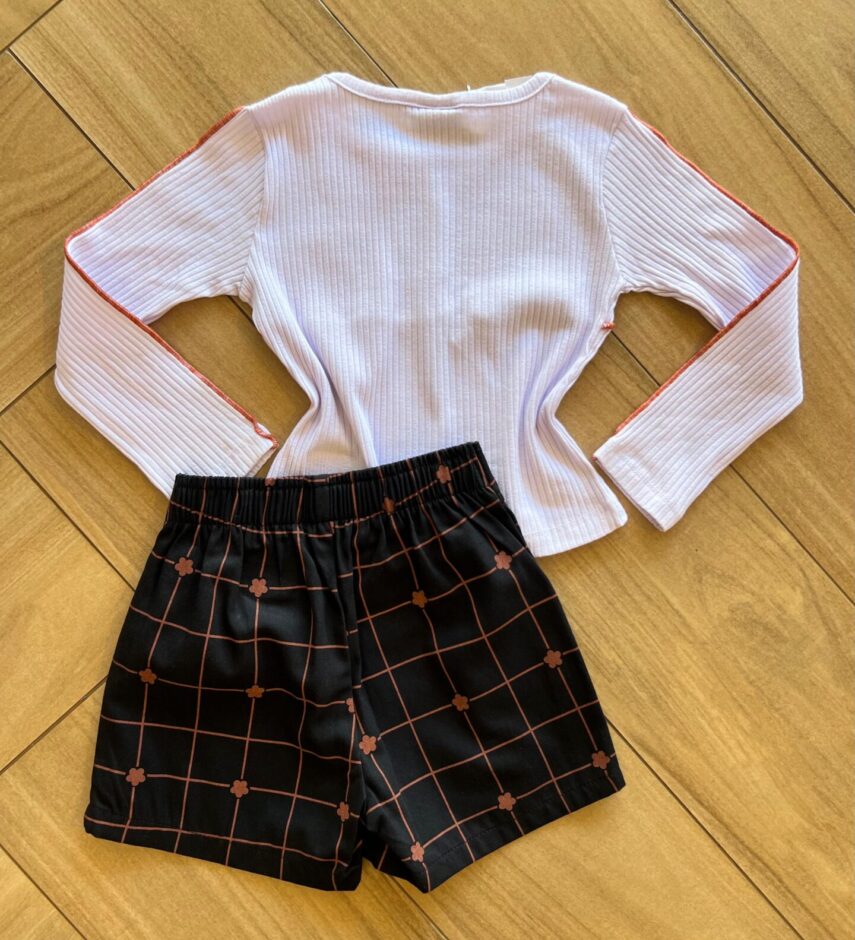 fernandaramoskids com br Conjunto Infantil Feminino Blusa Manga Longa e Short Preto 2